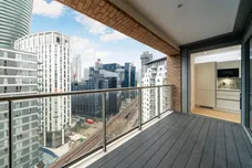Heritage Tower, E14 photo 3