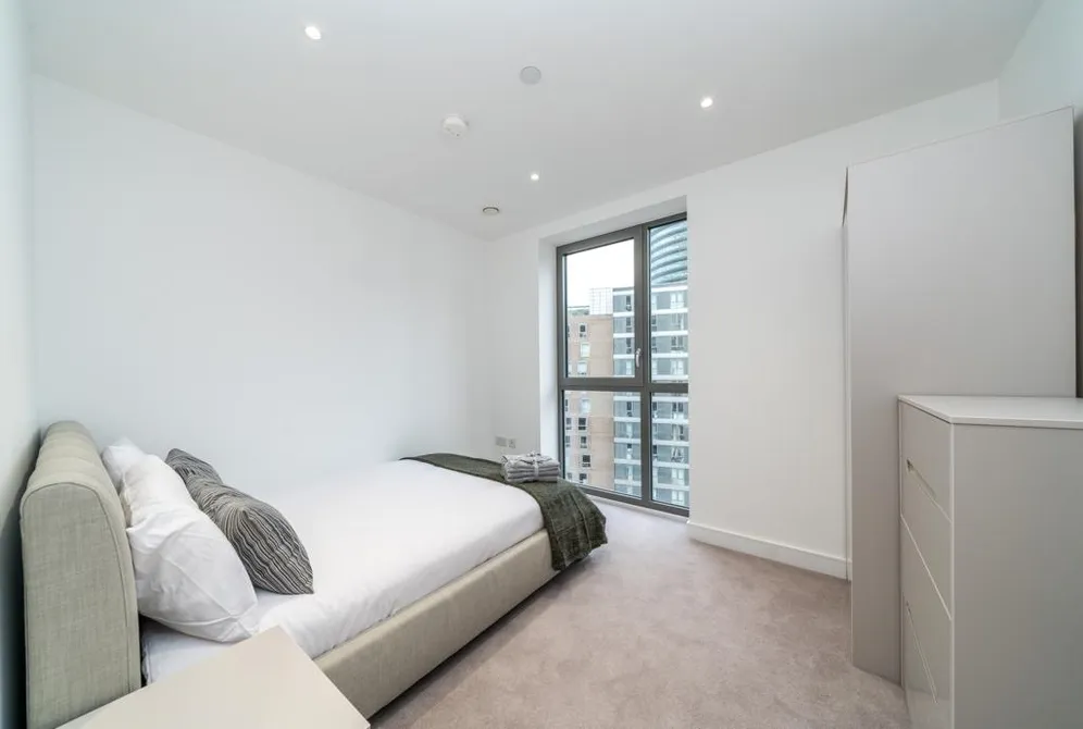 Heritage Tower, E14 photo 7