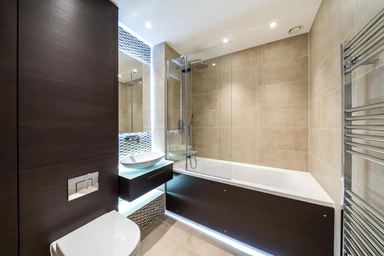 Heritage Tower, E14 photo 8
