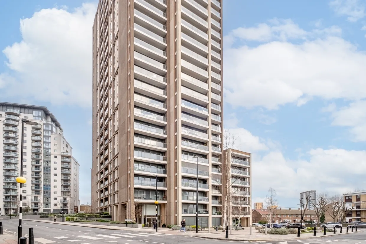 Heritage Tower, E14 photo 10