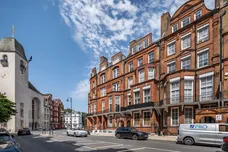 Pont Street Knightsbridge SW1X photo 13
