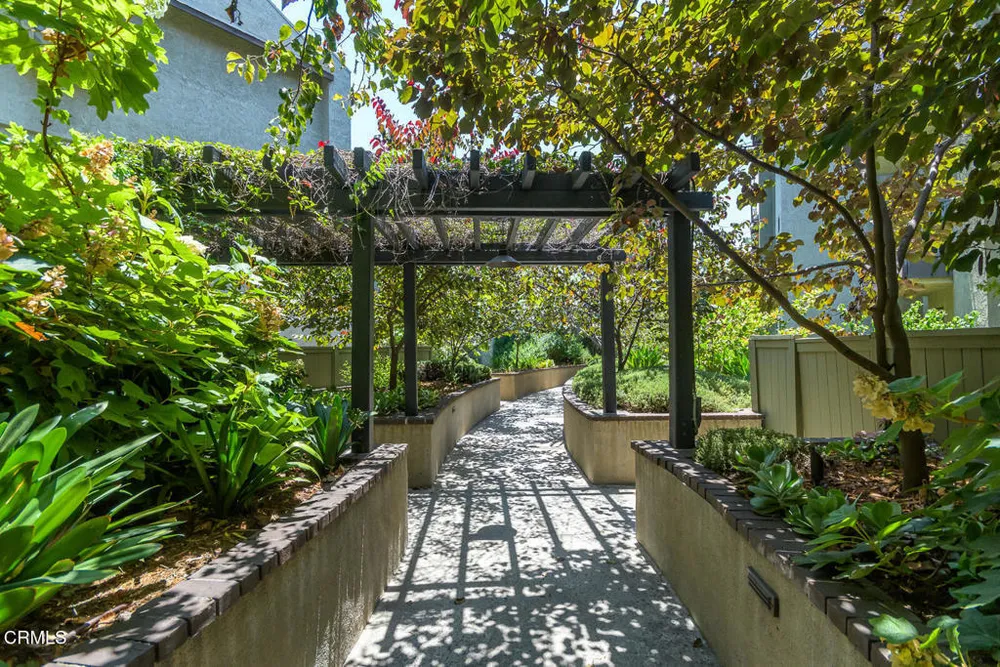 330 Cordova St, Pasadena, CA 91101