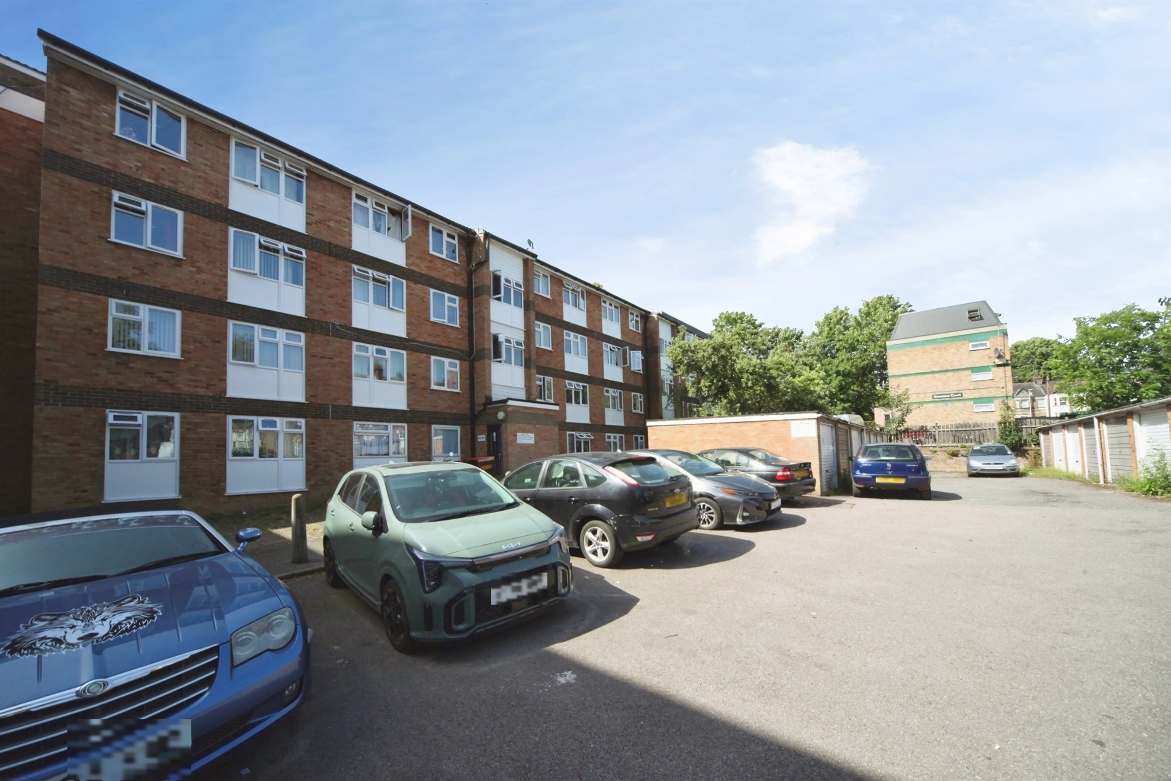 Property photo 0
