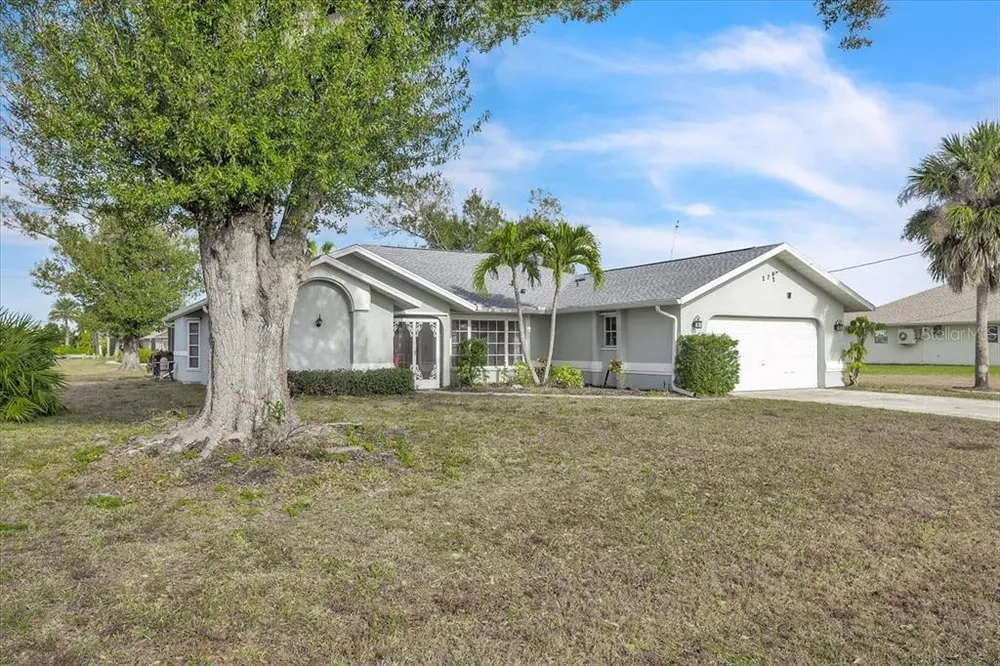 272 Broadmoor Ln, Rotonda, FL 33947