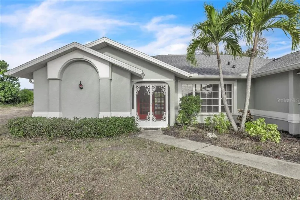 272 Broadmoor Ln, Rotonda, FL 33947