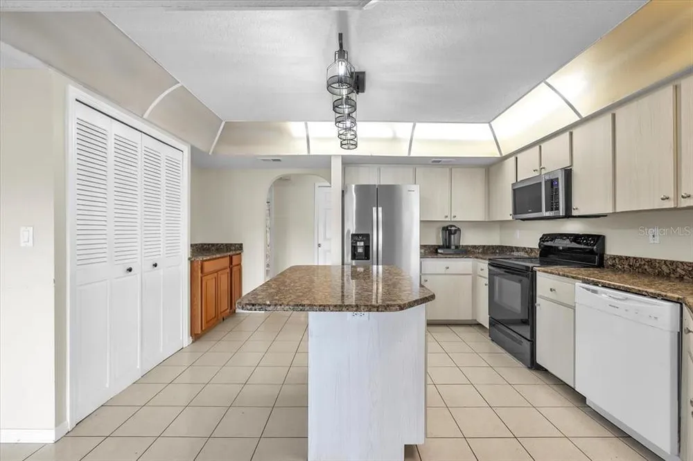272 Broadmoor Ln, Rotonda, FL 33947