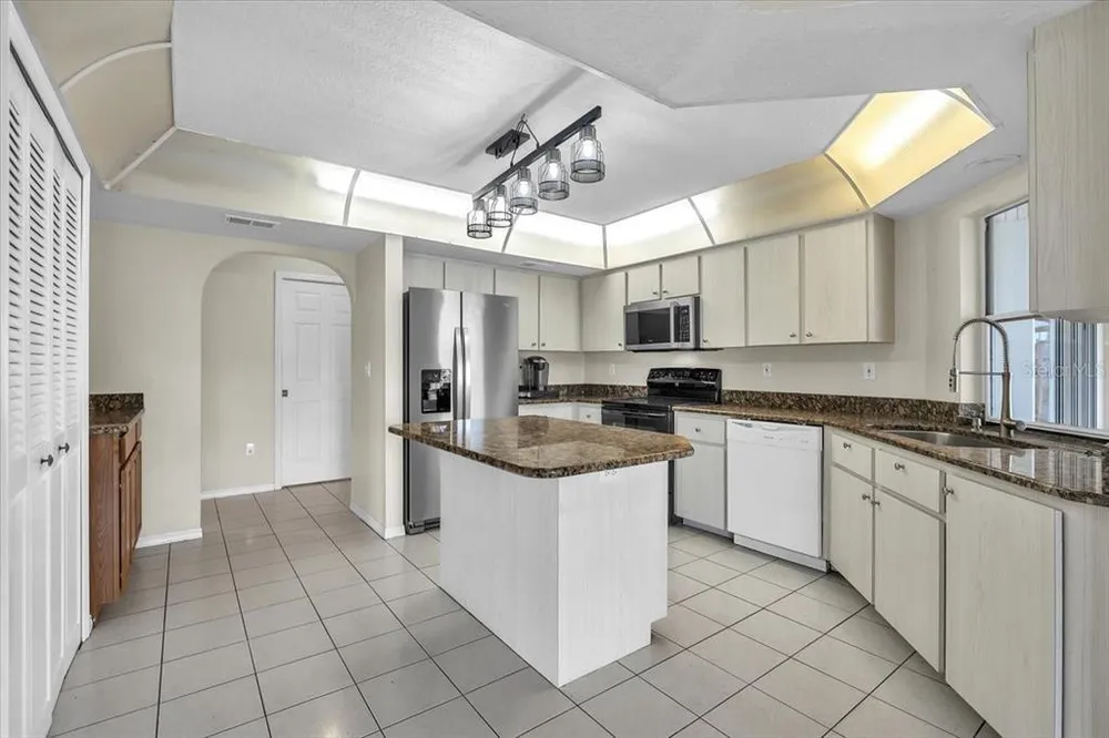 272 Broadmoor Ln, Rotonda, FL 33947