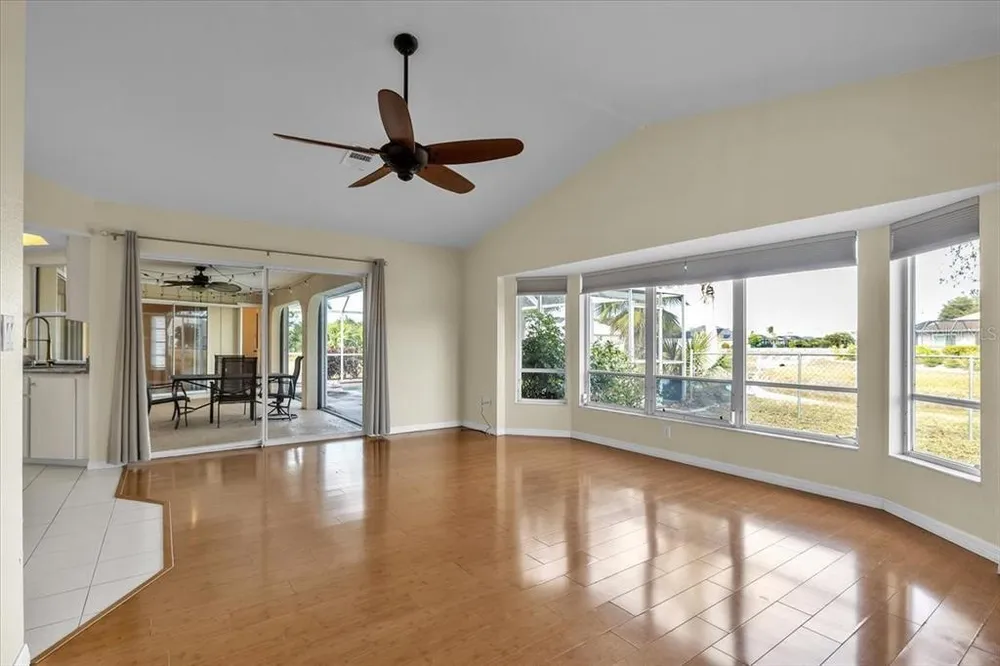 272 Broadmoor Ln, Rotonda, FL 33947