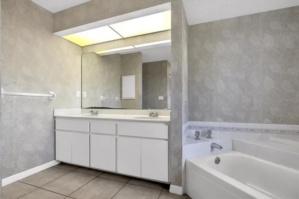 272 Broadmoor Ln, Rotonda, FL 33947