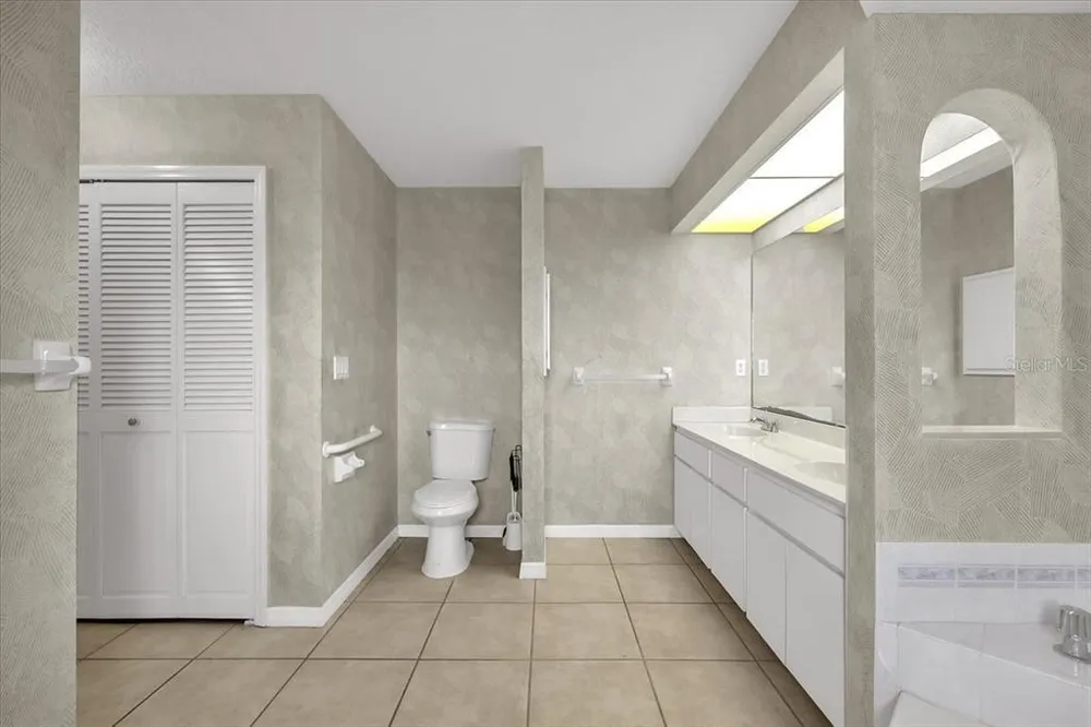 272 Broadmoor Ln, Rotonda, FL 33947