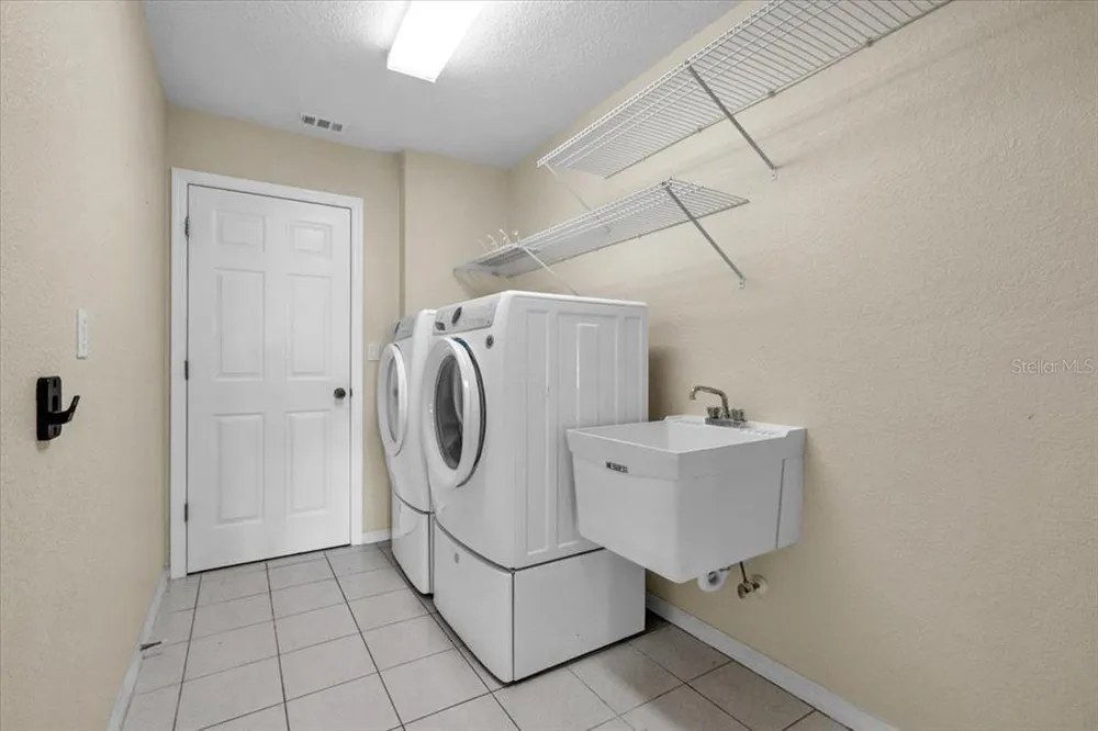272 Broadmoor Ln, Rotonda, FL 33947