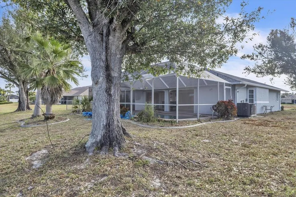 272 Broadmoor Ln, Rotonda, FL 33947