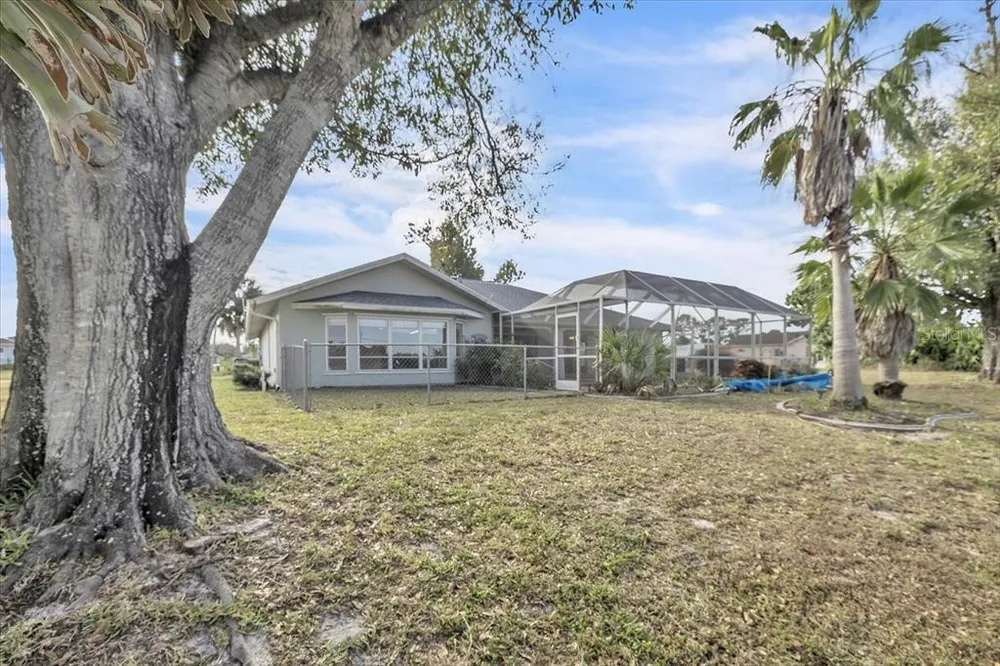 272 Broadmoor Ln, Rotonda, FL 33947