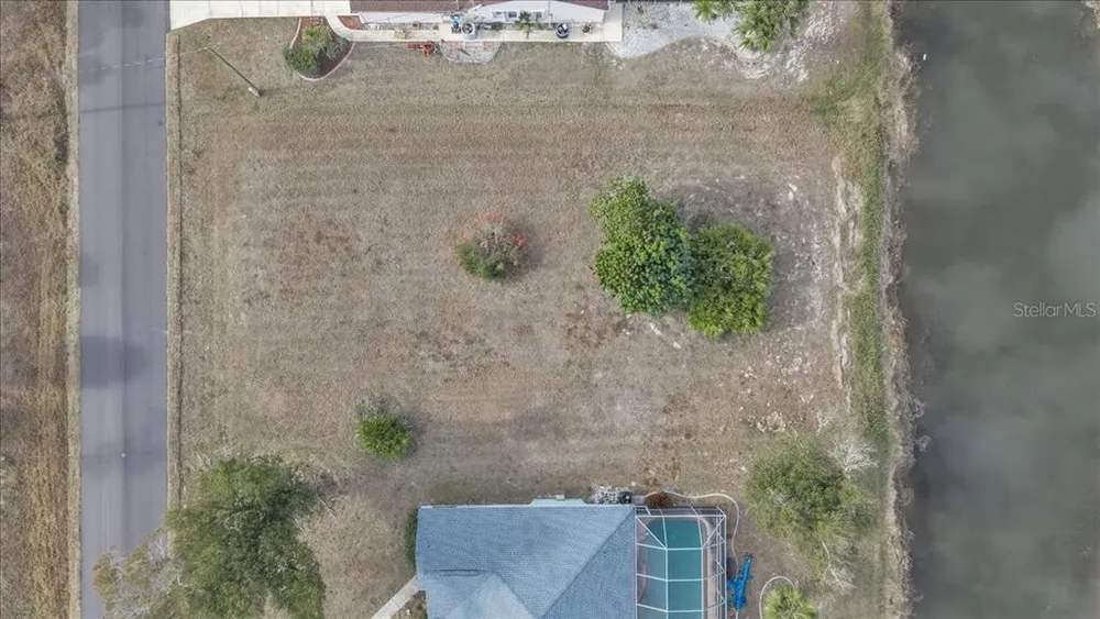 272 Broadmoor Ln, Rotonda, FL 33947