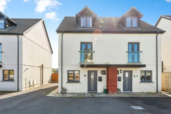 Llys y Foryd, Kidwelly, Carmarthenshire
