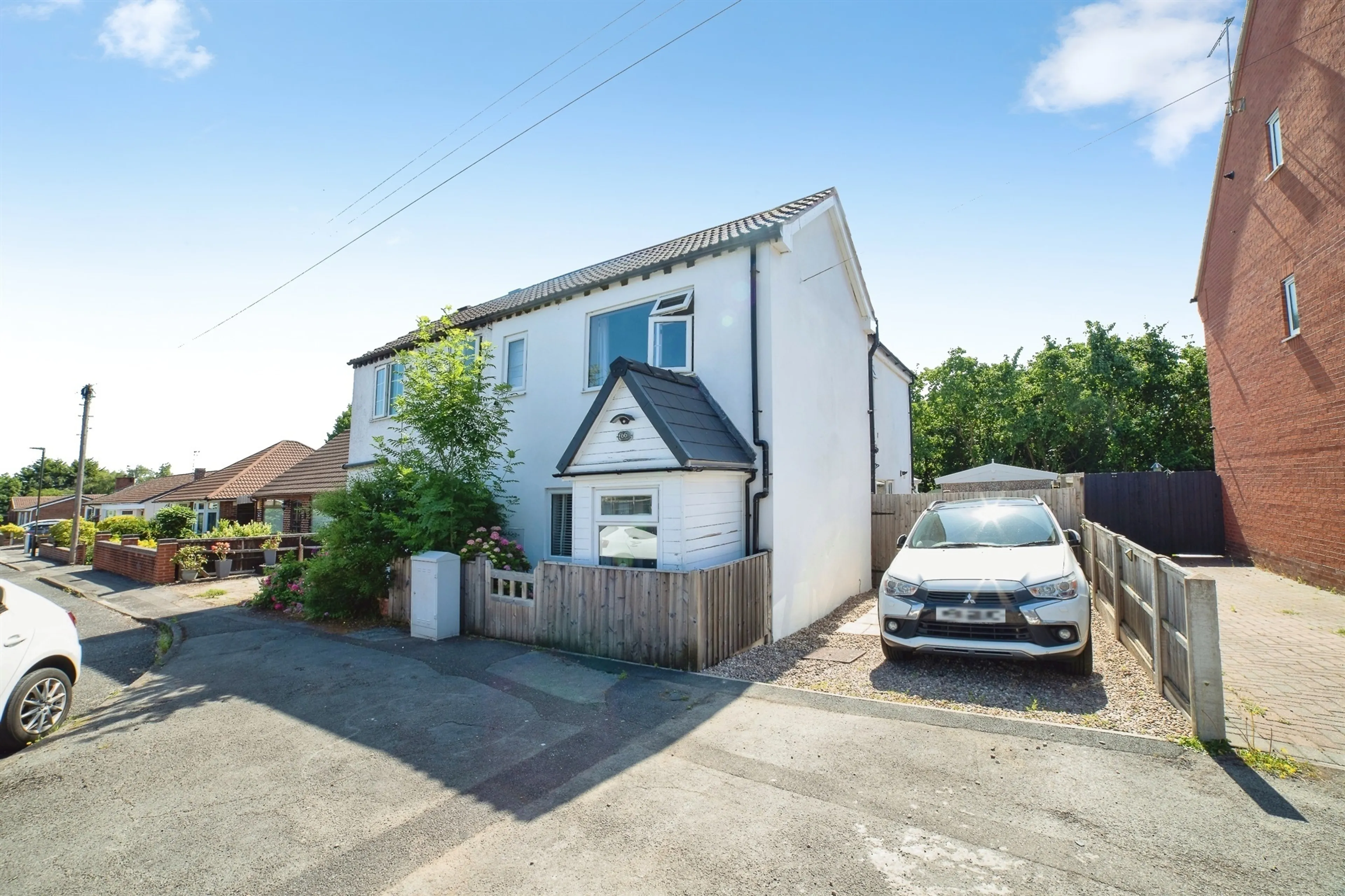 Property photo 0