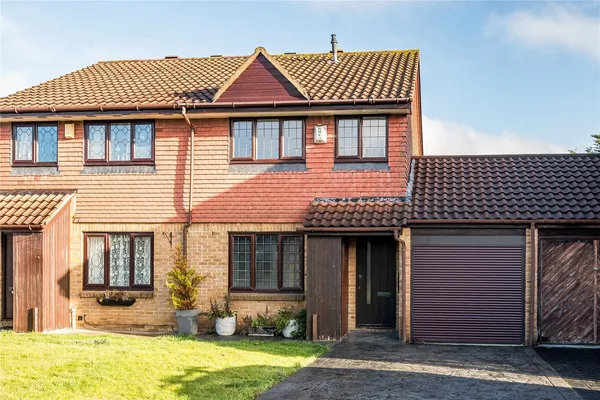 Margaret Gardner Drive, London, SE9