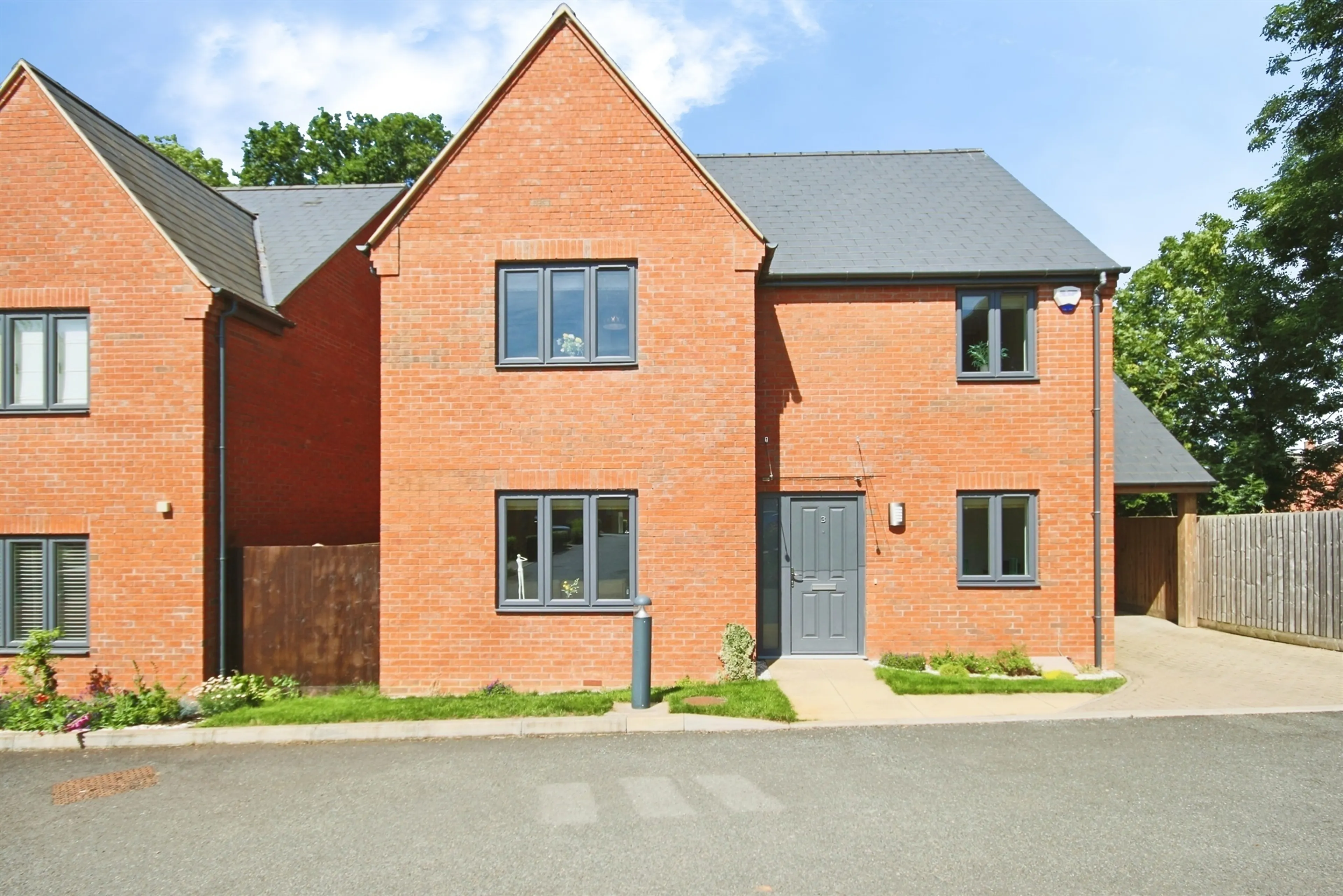 Property photo 0