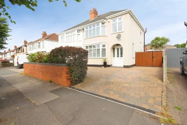 Wainbody Avenue South, Coventry, West...