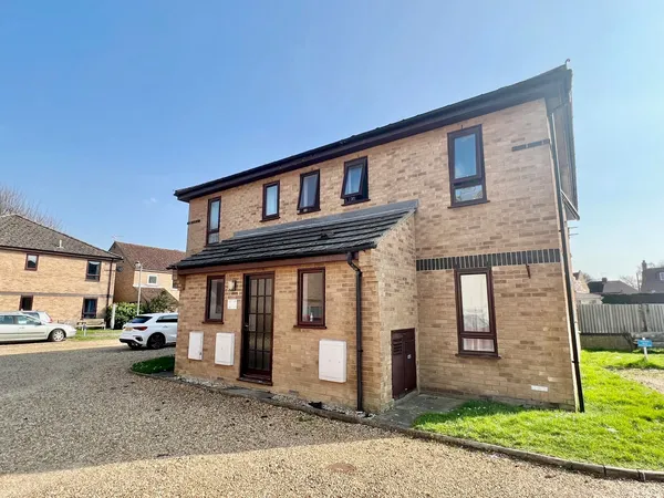 Cedar Court, Soham