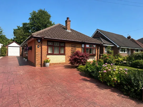 Janice Drive, Fulwood, Preston, Lanca...