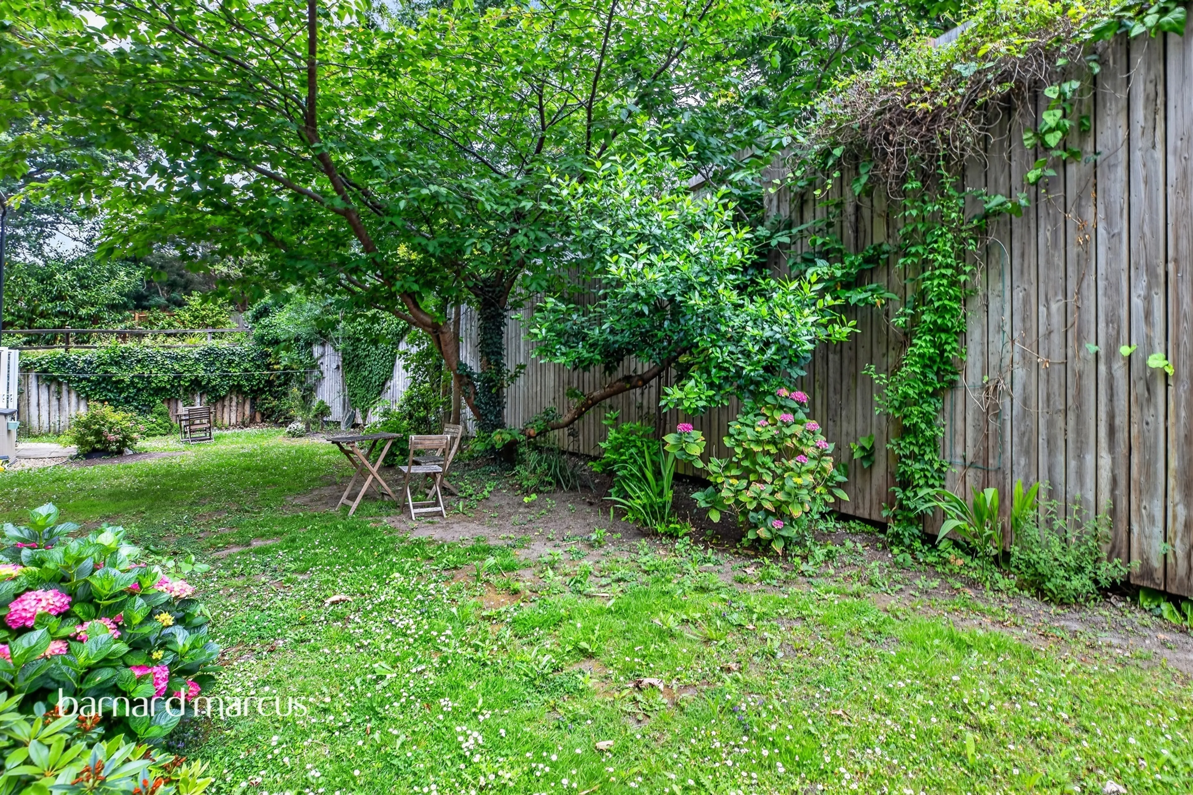 Property at Beaumaris Gardens, London