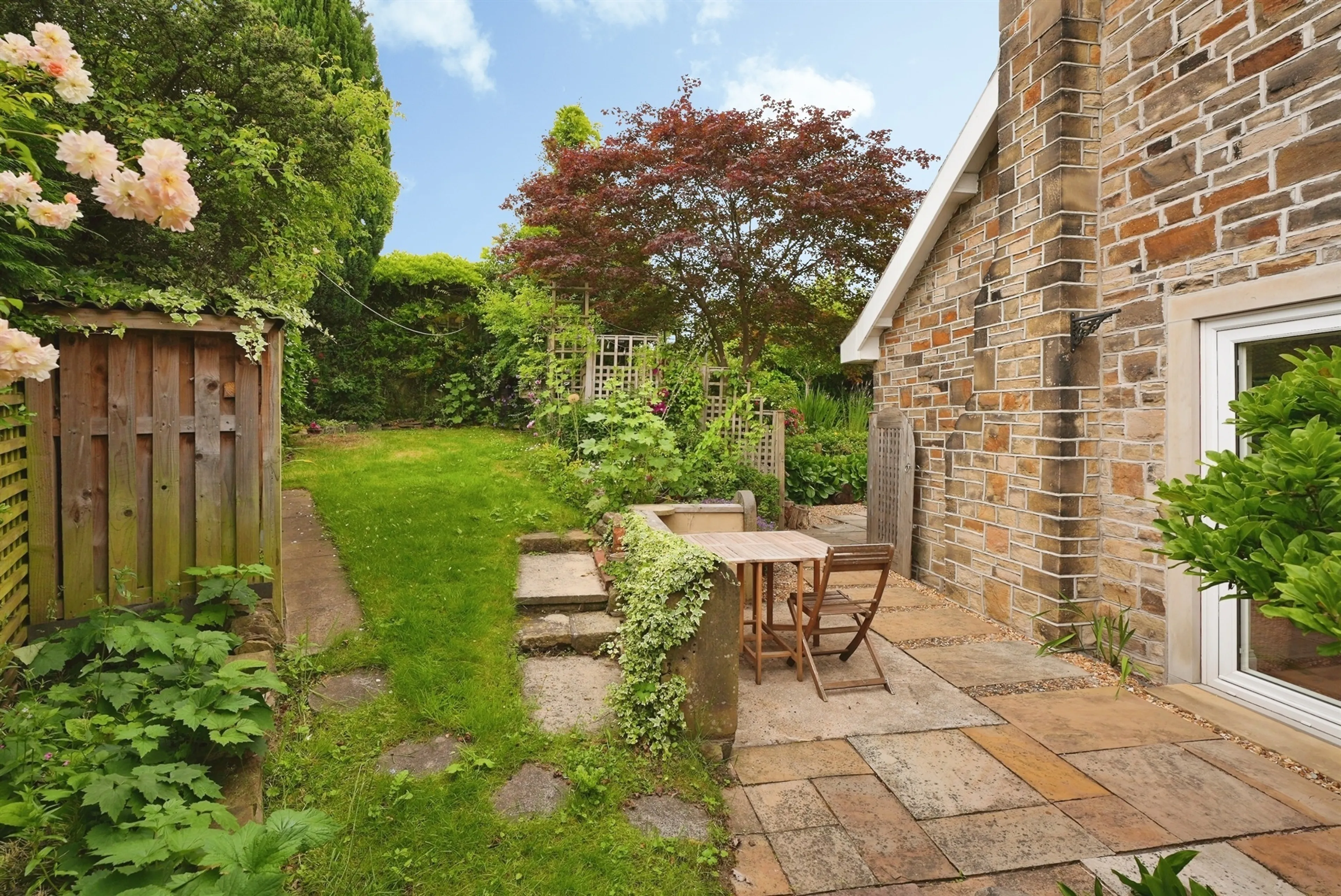 Property at Bradford Road, Huddersfield