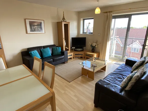 Kentmere Drive, Lakeside