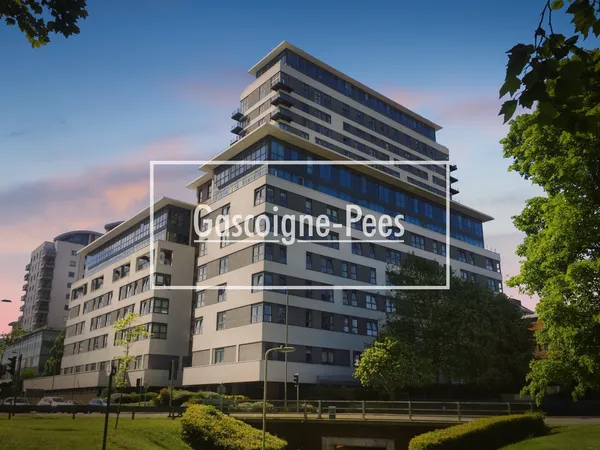 Skyline Plaza, RG21