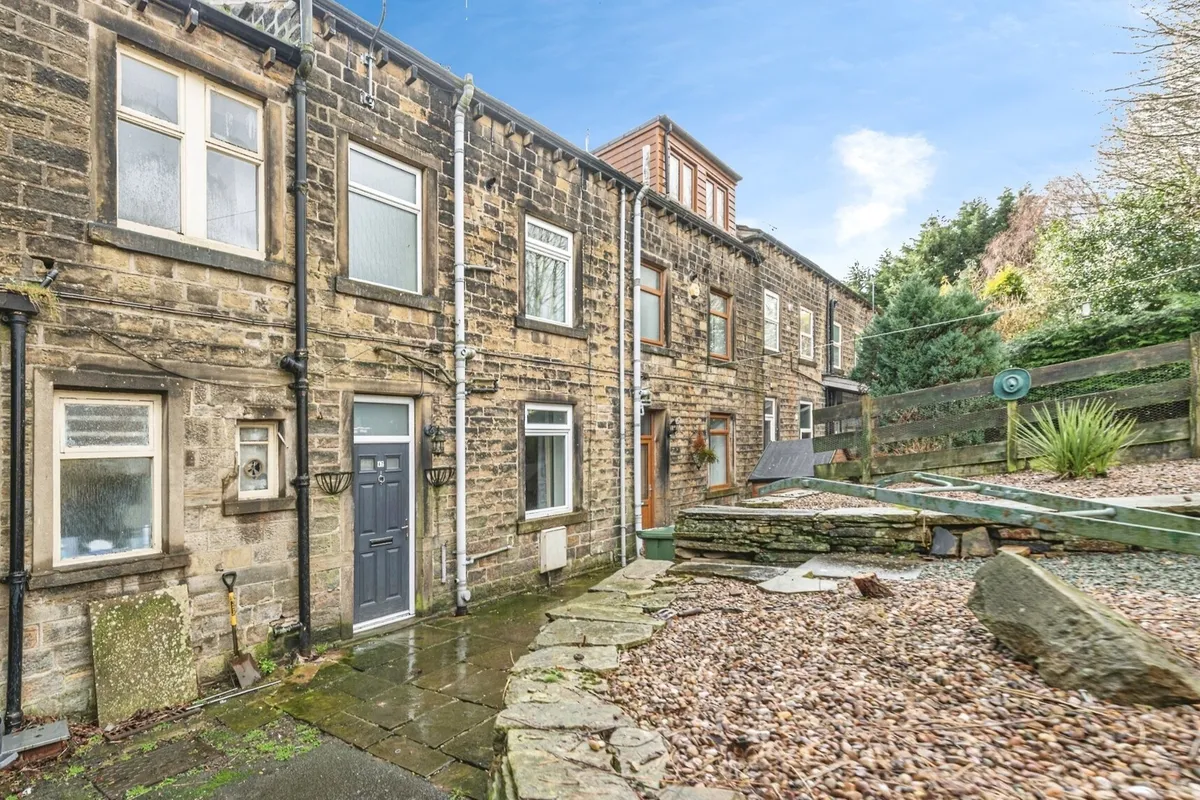 Deanhouse, Holmfirth