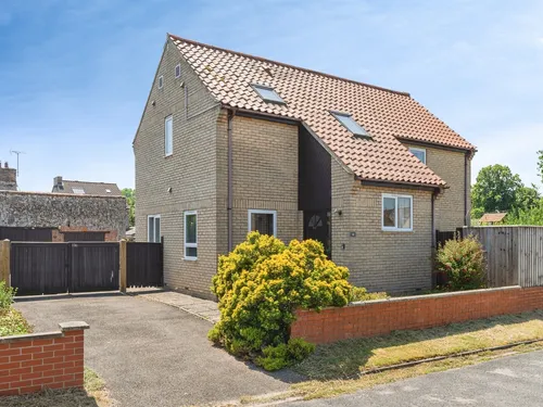 Croft Place, Mildenhall, Bury St. Edmundsphoto