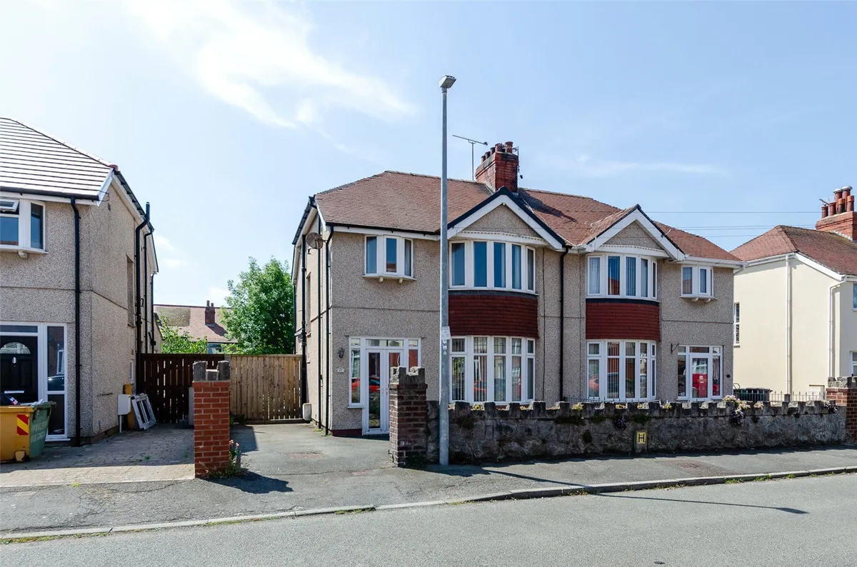 Min Y Don Avenue, Old Colwyn, Colwyn Bay, Conwy, LL29