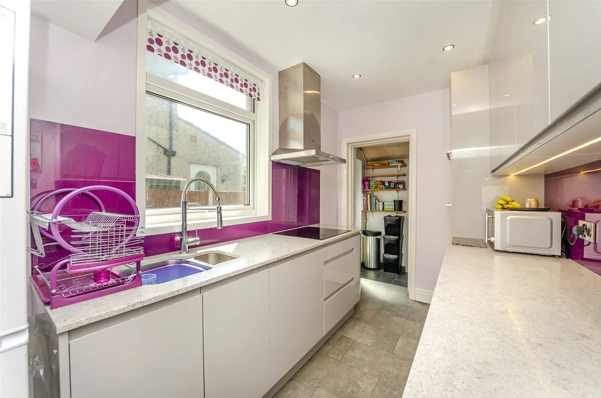 Min Y Don Avenue, Old Colwyn, Colwyn Bay, Conwy, LL29