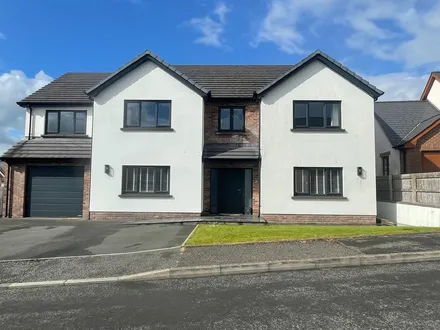 Maesglasnant, Cwmffrwd , SA31