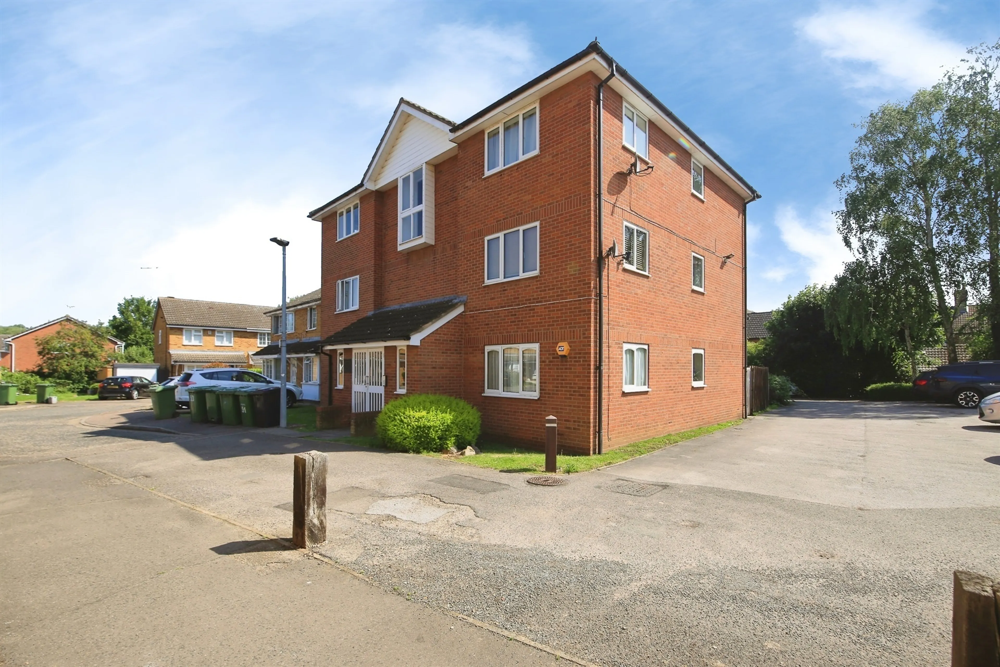 Property photo 0