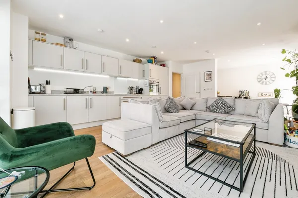 Mahindra Way, Beckton, London, E6