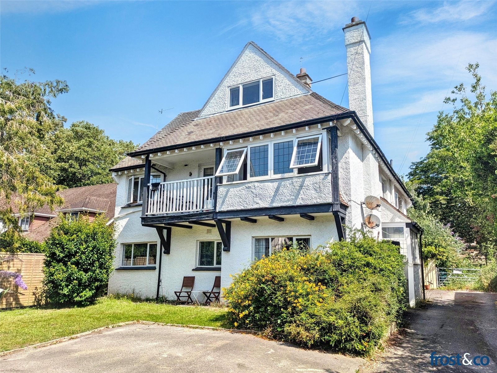 Harbour View Road, Parkstone, Poole, Dorset, BH14 Image 1
