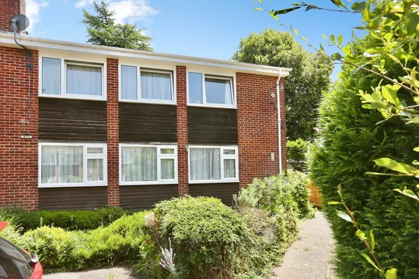 Charnwood Close, Chandler's Ford, Eas...