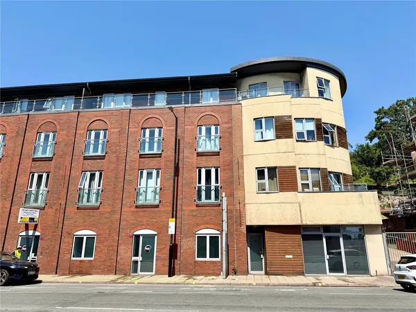 Hotwell Road, Bristol, BS8
