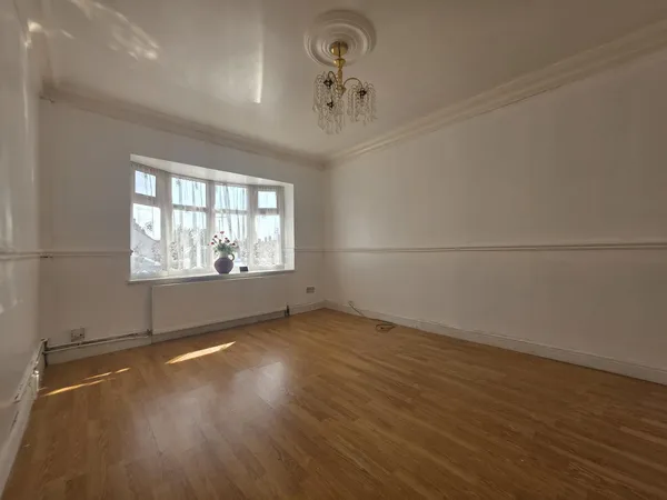 Kennedy Crescent, Wednesbury, WS10 8PH