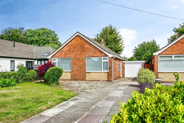 Beechwood Drive, Formby, Liverpool, M...