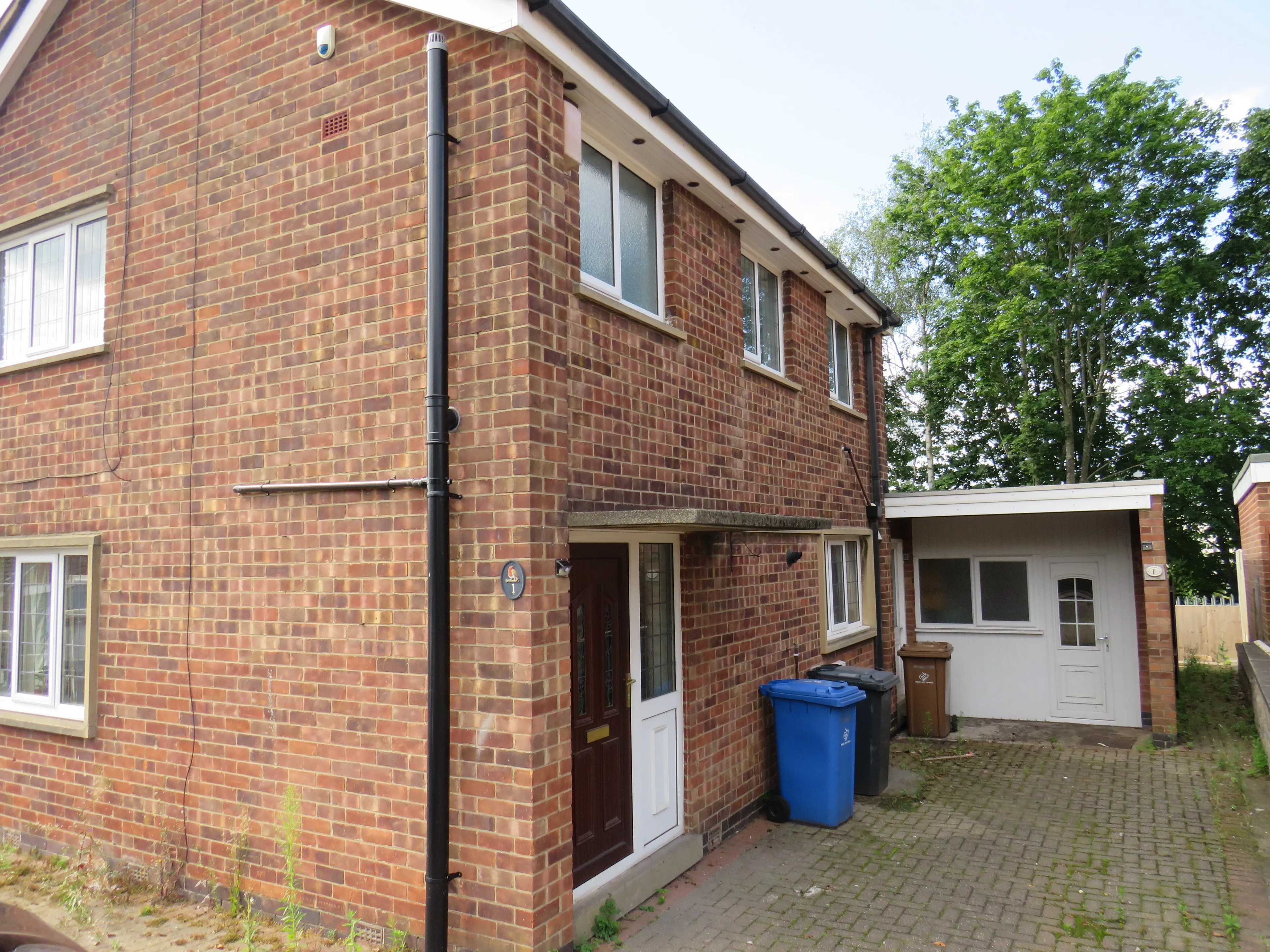 Property photo 0