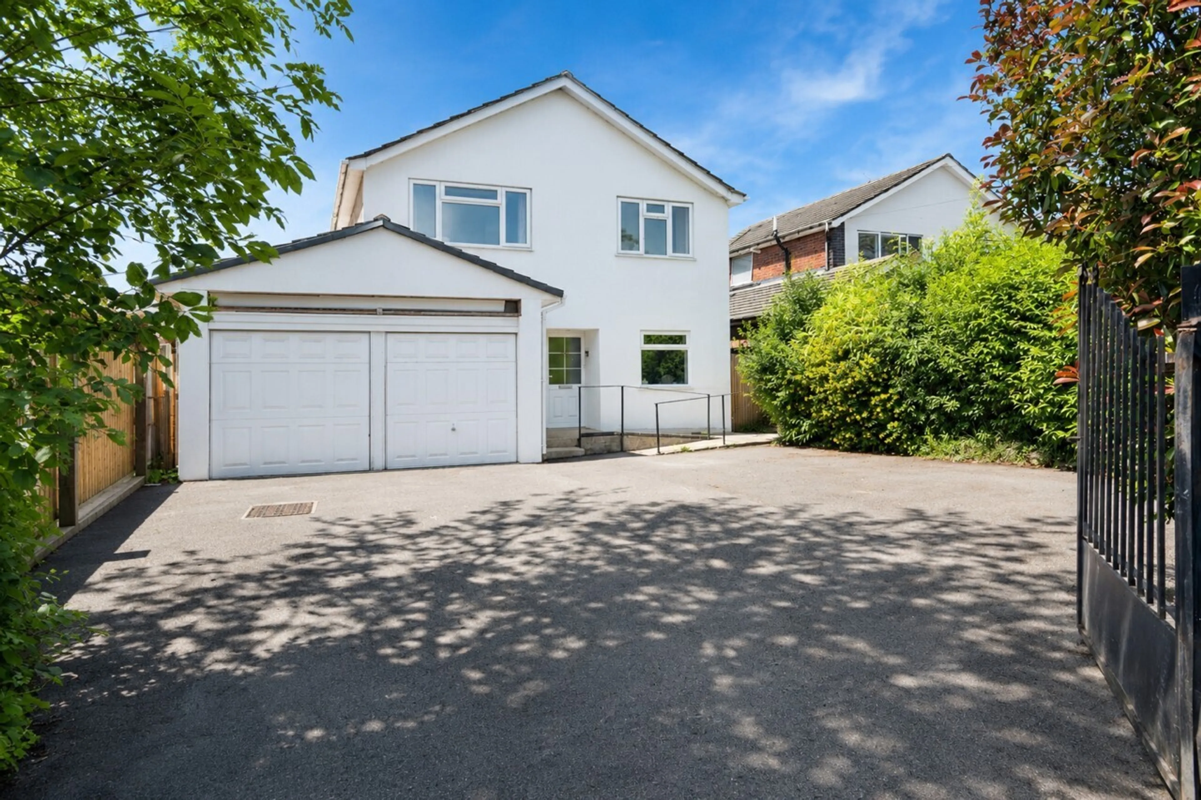 Property photo 0