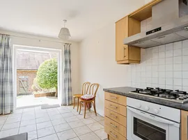 Middle Village, HAYWARDS HEATH thumb 3
