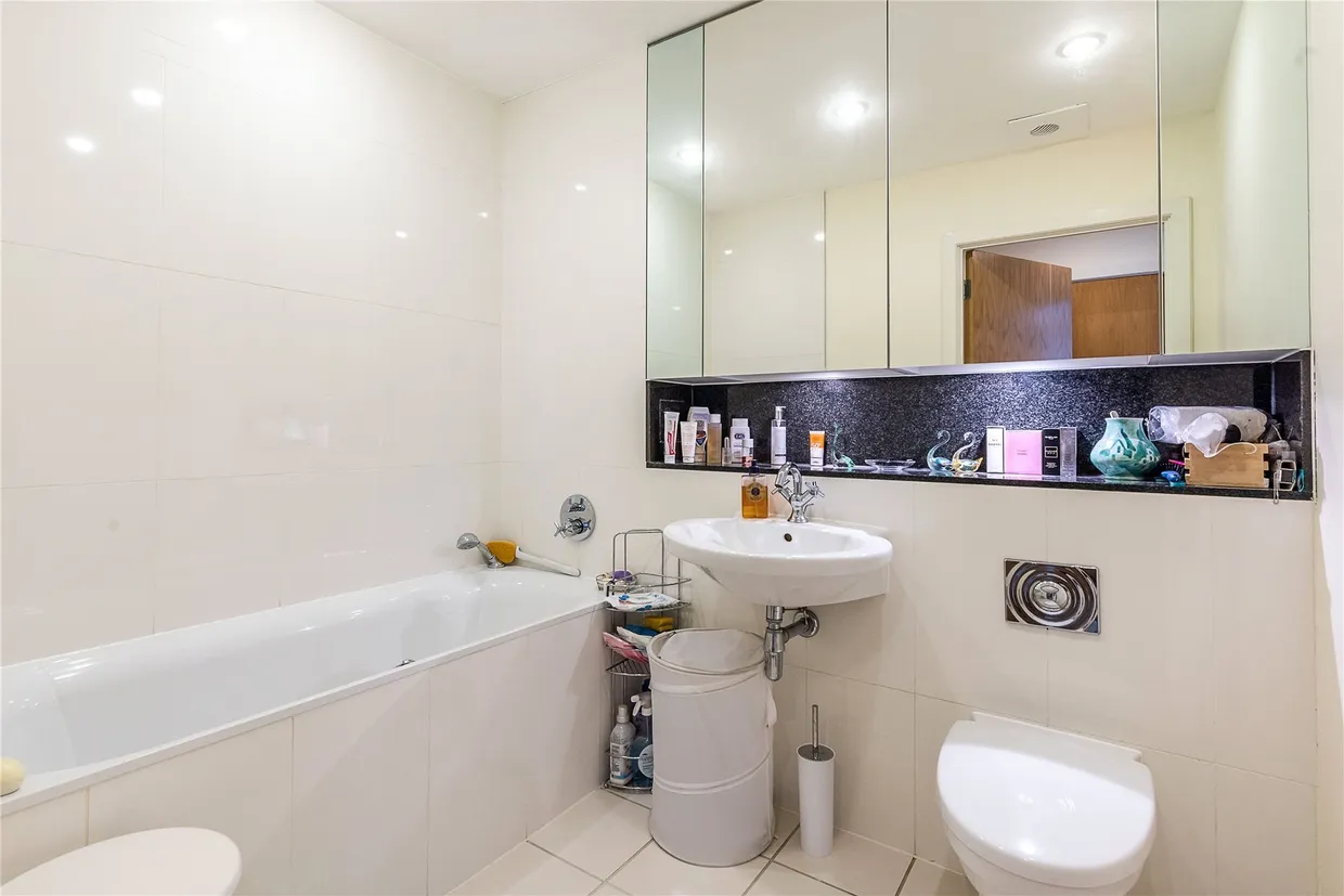 Juniper Drive, London, SW18 photo 7