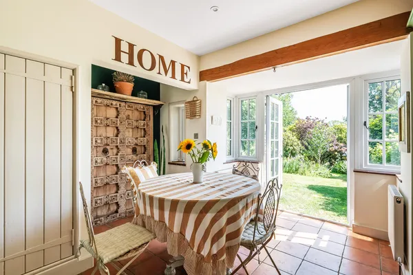 Pastens Road, Limpsfield, RH8 photo 11