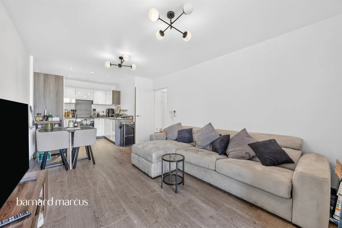 Connersville Way, Croydon