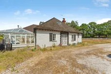 Neston Road, Ness, Neston