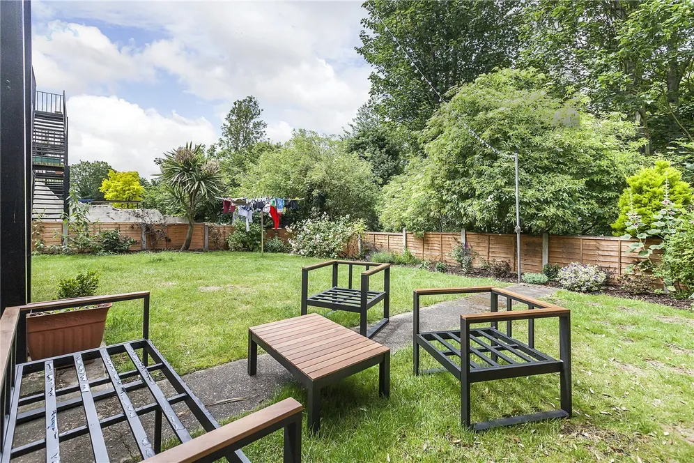 Glenluce Road, London, SE3 photo 5