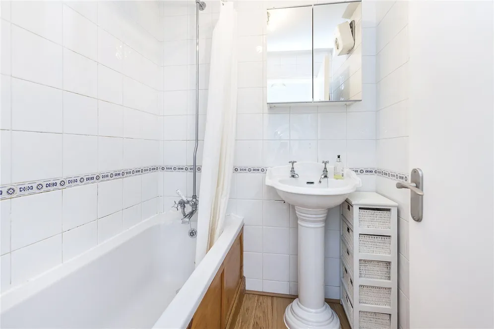 Glenluce Road, London, SE3 photo 8